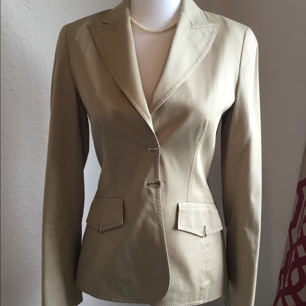 ESCADA structured button up blazer